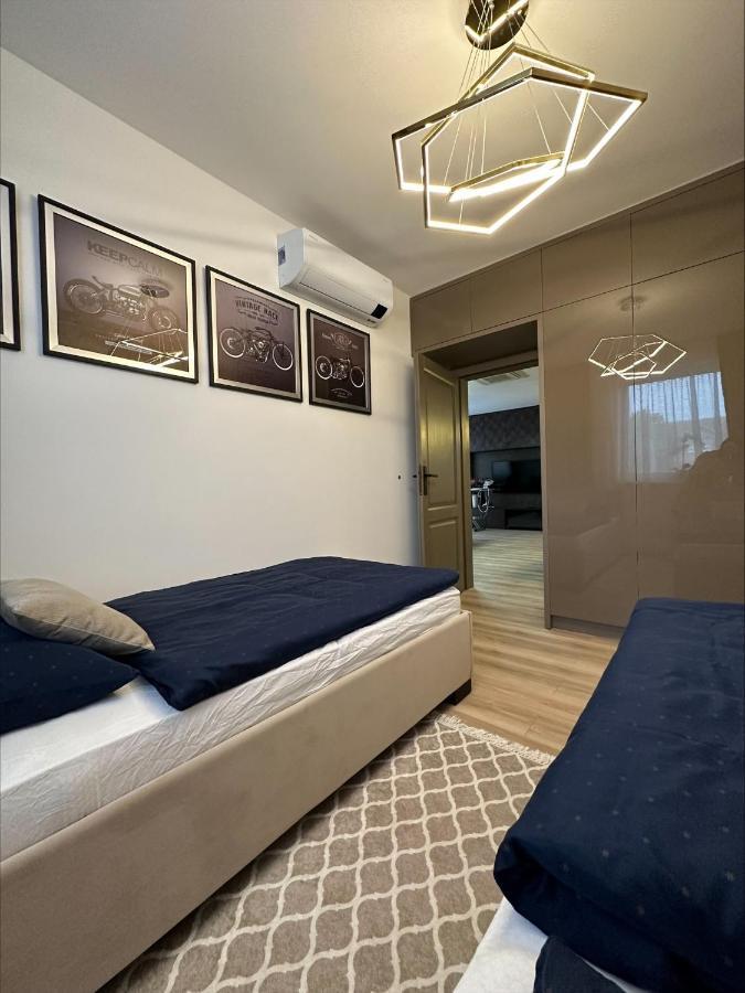 Apartman Matko Levice Exterior foto
