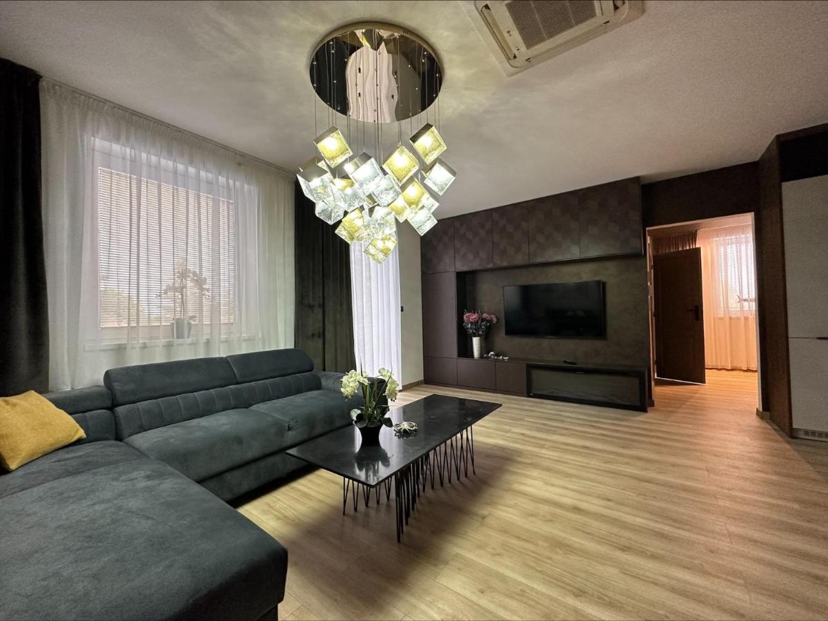 Apartman Matko Levice Exterior foto